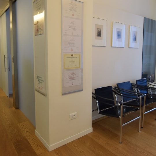https://www.odontoiatriapiacentini.it/wp-content/uploads/2016/12/0-1slidesito72-540x540.jpg