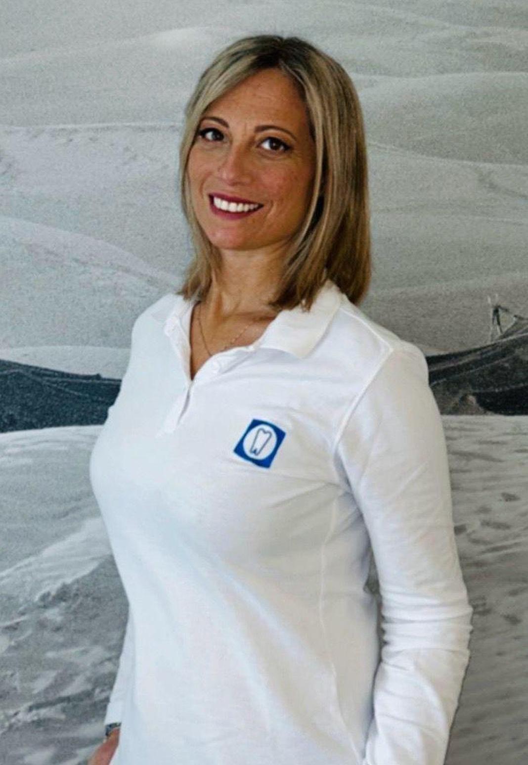 https://www.odontoiatriapiacentini.it/wp-content/uploads/2025/02/eliana_adjusted.jpg